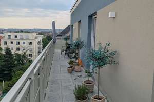 Panorama-Penthouse mit Weitblick: 4 Zimmer mit EBK & TG – Gohliser Straße 32, 1159 Löbtau-Nord, Dresden – Vorschaubild 3