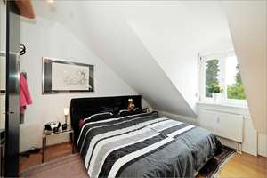Dachgeschosswohnung mit Balkon und TG-Stellplatz – Gepflegte Kapitalanlage in München-Forstenried – Karl-Valentin-Str. 44, 81476 Forstenried, München – Vorschaubild 5