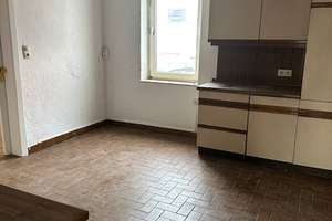 Geräumiges 8-Raum-Einfamilienhaus mit EBK in Ober-Mörlen – Frankfurter Straße 47, 61239 Ober-Mörlen – Vorschaubild 6