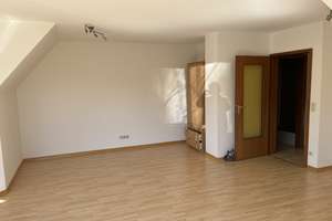 Ruhige sonnige 2 Zi DG-Wohnung mit großem Balkon und EBK in Augsburg Univiertel – Prof.-Messerschmitt-Str. 33c, 86159 Universitätsviertel, Augsburg – Vorschaubild 7