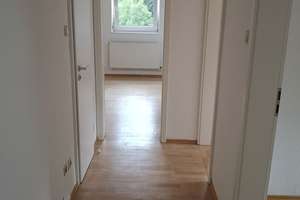 Helle 3,5-Zimmer-Altbauwohnung im Stuttgarter Westen mit schönem Ausblick & sehr guter Anbindung – Botnanger Straße 2, 70193 Kräherwald, Stuttgart – Vorschaubild 6