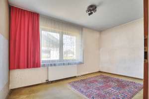 Einfamilienhaus mit Potenzial, großer Garage & großem Garten in Südausrichtung – Die vollständige Adresse der Immobilie erhältst du vom Anbieter., 74193 Schwaigern – Vorschaubild 9