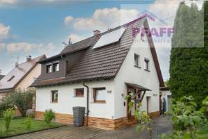 Zuhause ankommen in Schwenningen! Charmantes Haus mit Pelletheizung + tollem Garten, frei ab 03/26 – Die vollständige Adresse der Immobilie erhältst du vom Anbieter., 78054 Schwenningen, Villingen-Schwenningen – Vorschaubild 2
