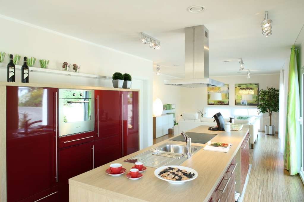 Immobilie in Cham - EIN HAUS VON SEINER SCHÖNSTEN SEITE - Bild 1