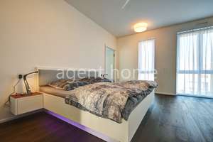 MÖBLIERT - PENTHOUSE IN REUTLINGEN - Tolle Wohnung mit Balkon – Die vollständige Adresse der Immobilie erhältst du vom Anbieter., 72760 Reutlingen-Mitte, Reutlingen – Vorschaubild 36