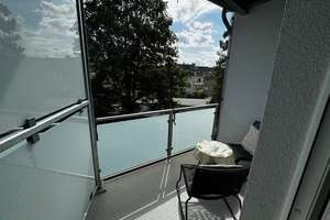 Helle 2 Zimmer Wohnung mit Balkon und Gartennutzung in Remscheid Innenstadt – 42853 Scheid, Remscheid – Vorschaubild 2