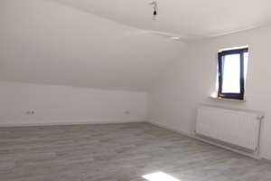 Frisch saniert: Vier Zimmer in Niedernhausen – 65527 Niedernhausen – Vorschaubild 13