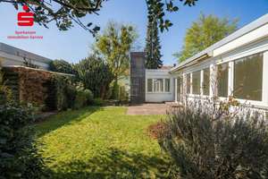 Rarität! Außergewöhnlicher Atrium-Bungalow mit großem Potenzial in bester Wohnlage von  Obermenzing