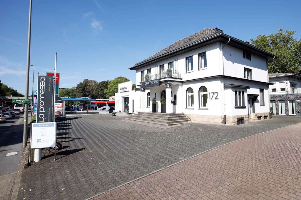 B1- Front statt Hinterhofadresse- Ihr Unternehmen gehört hierhin