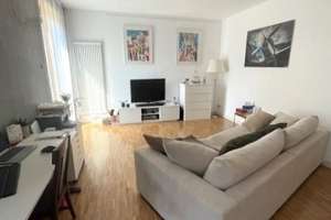 Helle 2-Zimmer-Erdgeschosswohnung mit Terrasse!