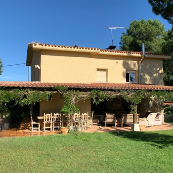 Chalet in San Ramón mit 6.000 m² bebauter Fläche und 100.000 m² landwirtschaftlicher Nutzfläche