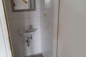 Helle 3-Zimmer-Wohnung mit Balkon im 1. OG in Kronach – Die vollständige Adresse der Immobilie erhältst du vom Anbieter., 96317 Kronach – Vorschaubild 3