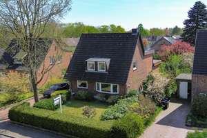 Klassische Eleganz trifft Wohnqualität – Einfamilienhaus in begehrter Flensburger Lage – Die vollständige Adresse der Immobilie erhältst du vom Anbieter., 24939 St. Gertrud, Flensburg – Vorschaubild 4