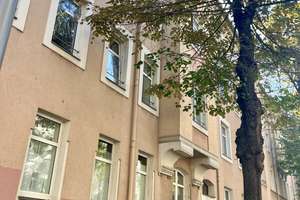 Jetzt einziehen - Balkon - Laminat - Wannenbad