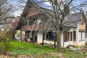 2-Fam-Haus in Pfaffenweiler ... ein Zuhause mit Entwicklungsperspektive auch für die große Familie ! – Servatiusstraße 9C, 79292 Pfaffenweiler – Vorschaubild 2