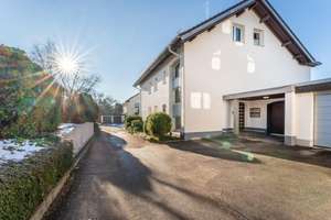 Sehr gepflegtes 3-Familienhaus mit 3 Garagen – Die vollständige Adresse der Immobilie erhältst du vom Anbieter., 78048 Villingen, Villingen-Schwenningen – Vorschaubild 4