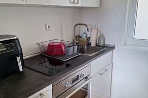 Moderne 2-Zimmer-Wohnung in Bubenreuth mit Balkon und Einbauküche – Damaschkestraße 40, 91088 Bubenreuth – Vorschaubild 2