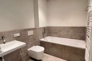 3-Zimmer-Neubauwohnung mit ca. 102 m², traumhaftem Bergblick, Süd-West-Ausrichtung und Einbauküche – Die vollständige Adresse der Immobilie erhältst du vom Anbieter., 83024 Nord, Rosenheim – Vorschaubild 7