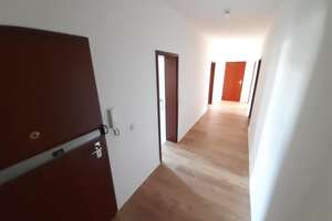 Wohnen ohne Aua fürs Konto. Mietpreis gesenkt. / Living without hurting your wallet. Reduced rent. – Frankenberger Straße 208, 9131 Ebersdorf, Chemnitz – Vorschaubild 4