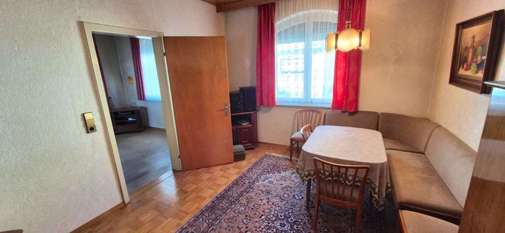 Immobilie in Salach - Charmante Doppelhaushälfte in ruhiger Lage mit großem Garten - Garage - Balkon - Bild 4