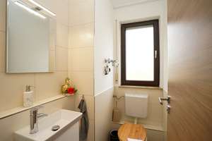 Moderne 3-Zimmer-Wohnung mit Loggia in Neu-Ulm – Die vollständige Adresse der Immobilie erhältst du vom Anbieter., 89231 Neu-Ulm – Vorschaubild 9