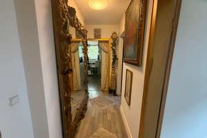 Charmante 2- Zimmer-Dachgeschosswohnung im Herzen von Kölner Innenstadtlage – Die vollständige Adresse der Immobilie erhältst du vom Anbieter., 50676 Altstadt/Süd, Köln – Vorschaubild 4