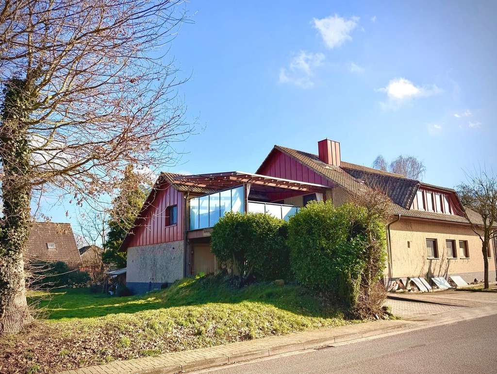 Immobilie in Goldenstedt - Ein Zuhause, in dem man nicht nur wohnt - sondern lebt!
Dachgeschosswohnung mit großer Dachterra - Bild 0