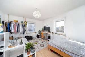 Property thumbnail 11