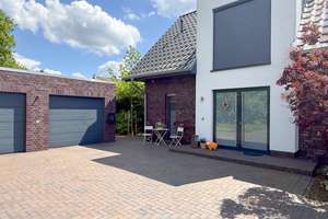 Meppen Versen: Junges und exklusives Einfamilienhaus zu verkaufen! – Die vollständige Adresse der Immobilie erhältst du vom Anbieter., 49716 Meppen – Vorschaubild 2