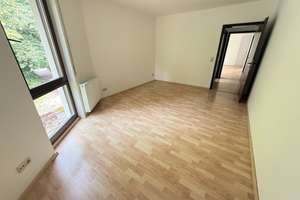 *** DIREKT EINZIEHEN *** BLICK IN DEN SCHLOSSPARK *** Tolle 2 ZKBB mit "Turmzimmer" und Tiefgarage! – Mosburgstr. 8g, 65203 Biebrich, Wiesbaden – Vorschaubild 15