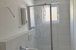 Schicke Wohnung sucht neuen Mieter// 1.OG rechts – Laagbergstr. 88, 38440 Hohenstein, Wolfsburg – Vorschaubild 2