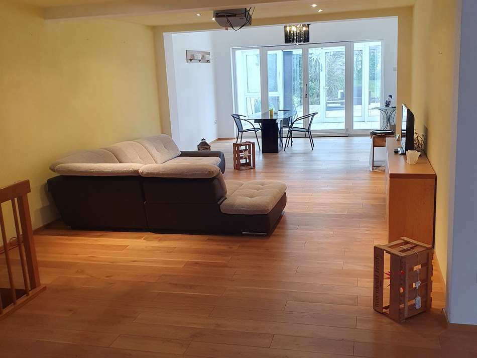 12 OG Wohn und Esszimmer