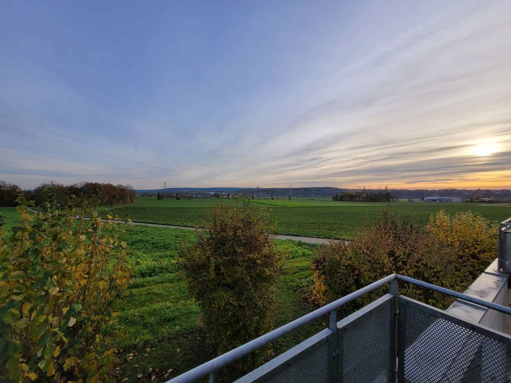 Immobilie in Neuenstadt am Kocher - FELDRANDRUHE – Großzügige 3,5-Zimmer-Wohnung mit 2 Balkonen, Stellplatz und Tiefgarage in Neuenstadt - Bild 4