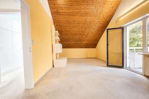 Charmante helle 2-Zimmer-Wohnung mit Balkon, hohen Decken und Einzelgarage in Stuttgart – Gosheimer Weg 21, 70619 Sillenbuch (Ortsteil), Stuttgart – Vorschaubild 2