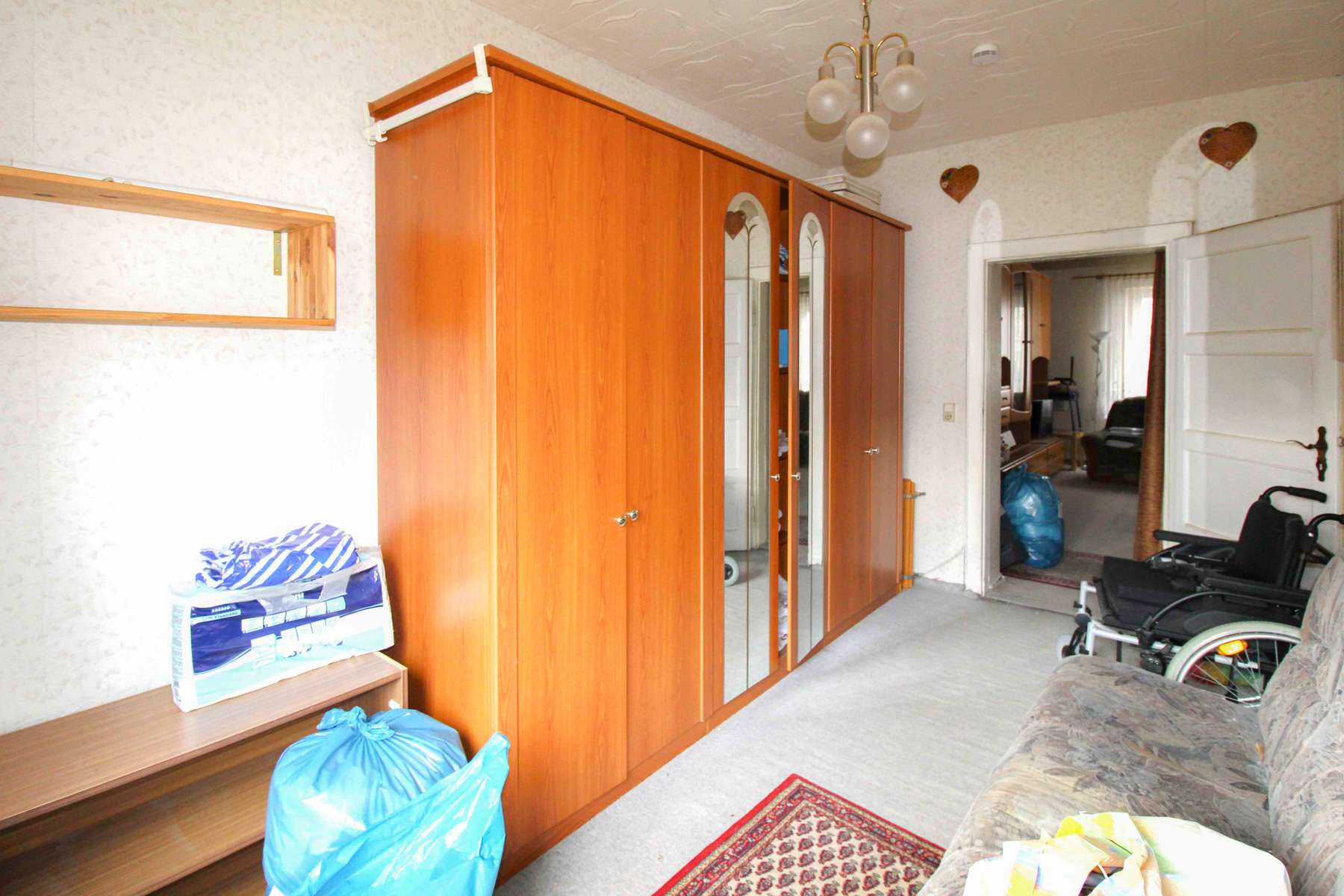 Bezugsfrei: Sanierungsbedürftige 2- Zimmer-Wohnung mit Balkon in Weißensee, Berlin – Bild 4