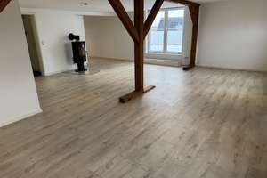 Anfragen NUR per E-Mail. Penthouse - Dachterrasse - Fahrstuhl - Kaminofen - EBK - Brhv. – Hafenstr. 188, 27568 Lehe, Bremerhaven – Vorschaubild 5