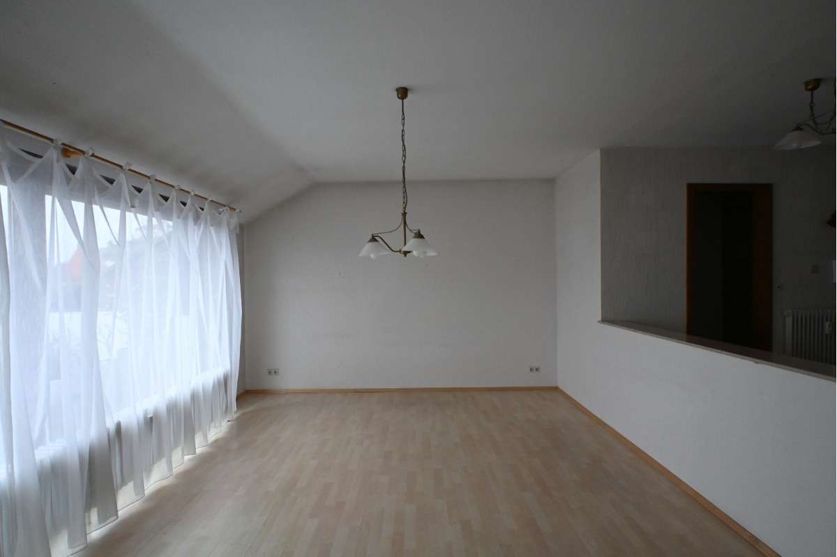 Immobilie in Vaihingen an der Enz - Erholungsort: 3 Zimmer Wohnung mit Schlossblick - Bild 0