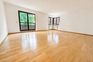 Selbstbezug oder Kapitalanlage - Sonnige 3-Zimmer-Wohnung mit Balkon und Einbauküche – Blombergstr. 15, 81825 Berg am Laim Ost, München – Vorschaubild 2