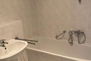 *2 Zimmer & Balkon in ruhigem Hinterhaus* ab 15.08.2026 – Stockartstraße 21, 4277 Connewitz, Leipzig – Vorschaubild 5
