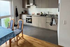 Attraktive 3,5-Zimmer Wohnung mit Balkon im 1. OG in Karlsruhe-Durlach mit Blick auf Turmberg – Die vollständige Adresse der Immobilie erhältst du vom Anbieter., 76227 Durlach, Karlsruhe – Vorschaubild 3