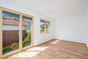 Familienwohnen mit Garten - Neubau-Erstbezug in München-Untermenzing // WE2 – Grovestraße 10, 80997 Allach, München – Vorschaubild 7