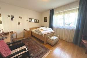 Sonnige 3-Zimmer-Gartenwohnung mit ca. 35 m² ausgebautem Souterrain und Badezimmer im Untergeschoss – Die vollständige Adresse der Immobilie erhältst du vom Anbieter., 81827 Waldtrudering, München – Vorschaubild 7