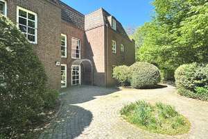 **Wellingsbüttler Weg** - ca. 100 m², 3,5 Zim. EG-Wohnung, EBK, Terrasse, inkl. TG-Stellplatz – Die vollständige Adresse der Immobilie erhältst du vom Anbieter., 22391 Wellingsbüttel, Hamburg – Vorschaubild 3