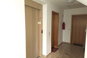 Wohnen mit Charakter: 2,5-Zimmer-Dachgeschosswohnung in Reutlingen -Ohmenhausen  – Brühlstraße 4, 72770 Ohmenhausen, Reutlingen – Vorschaubild 10
