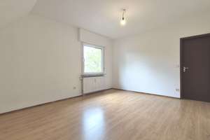 Ruhig gelegene  2,5 Zimmer Wohnung mit herrlichem Ausblick – Bachstelzenweg 21, 80937 Am Hart, München – Vorschaubild 4