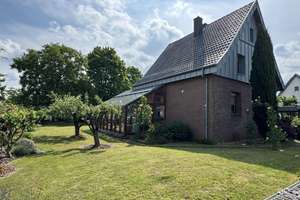 Komfortables Wohnen in Rheda-Wiedenbrück - Einfamilienhaus mit Charme – Die vollständige Adresse der Immobilie erhältst du vom Anbieter., 33378 Rheda-Wiedenbrück – Vorschaubild 2