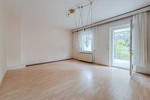 Semi-detached house with charm, sunny garden and lots of potential – Potsdam-Mittelmark (Kreis) – Vorschaubild 9