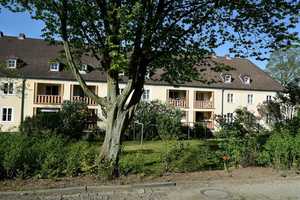 Erdgeschosswohnung mit Loggia und Tageslichtbad // EG rechts – Tucholskystr. 1, 38440 Wolfsburg – Vorschaubild 1