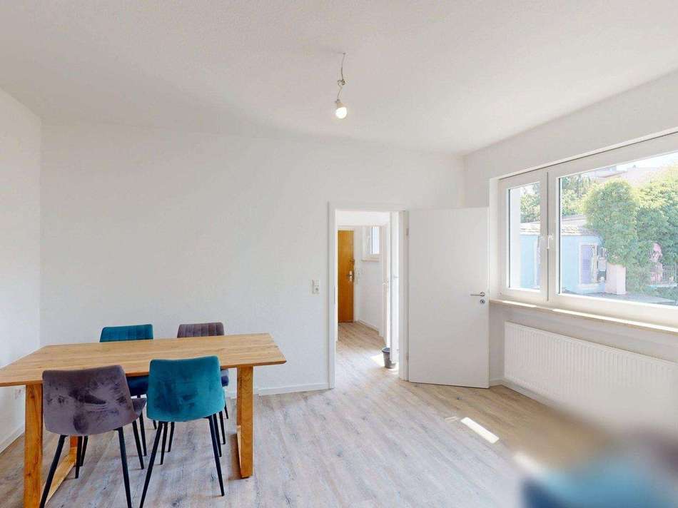Hinterhaus OG li, Wohnen