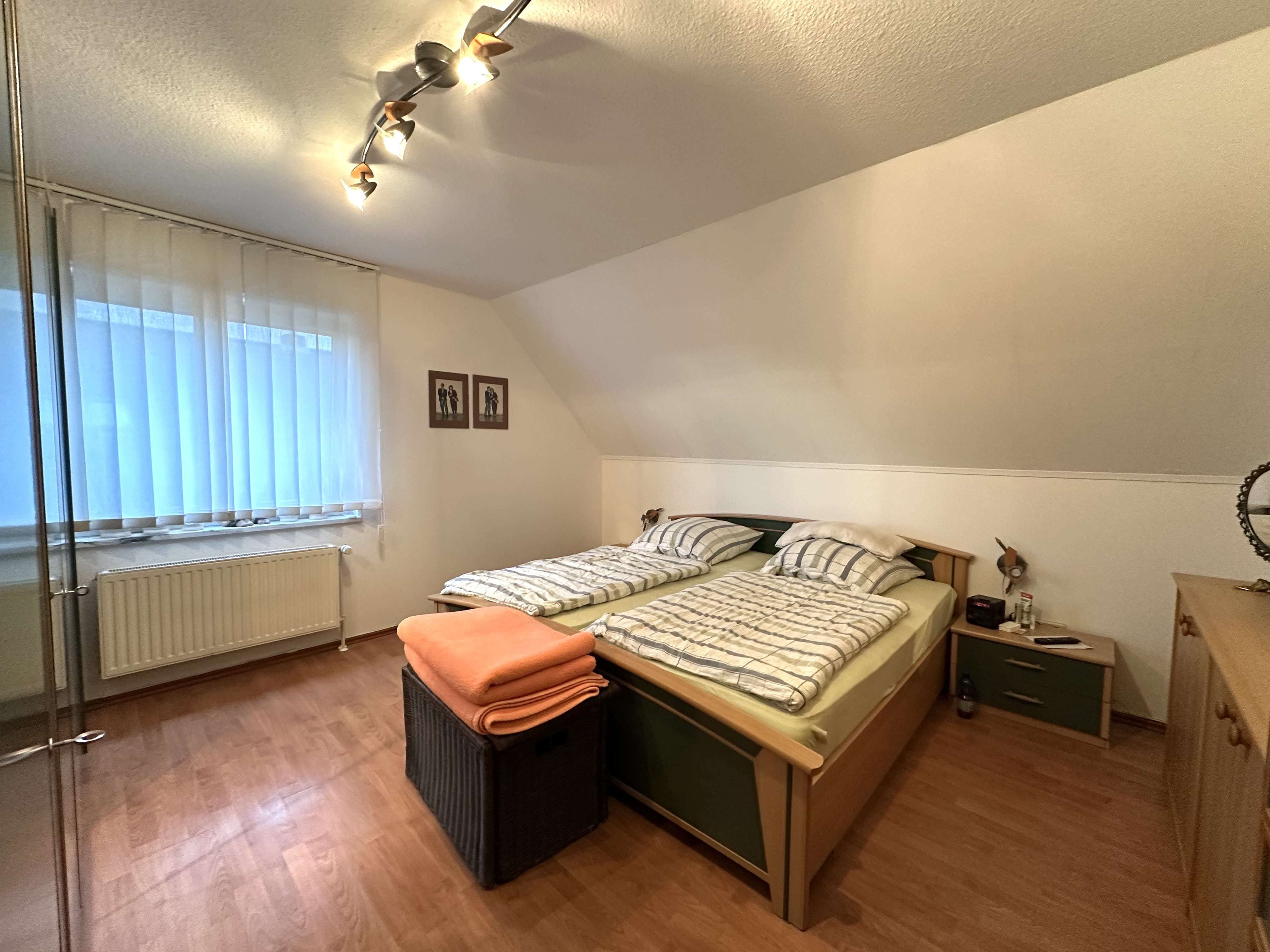 Immobilie in Hesel - Vermietetes Doppelhaus mit Weitblick! - Bild 0